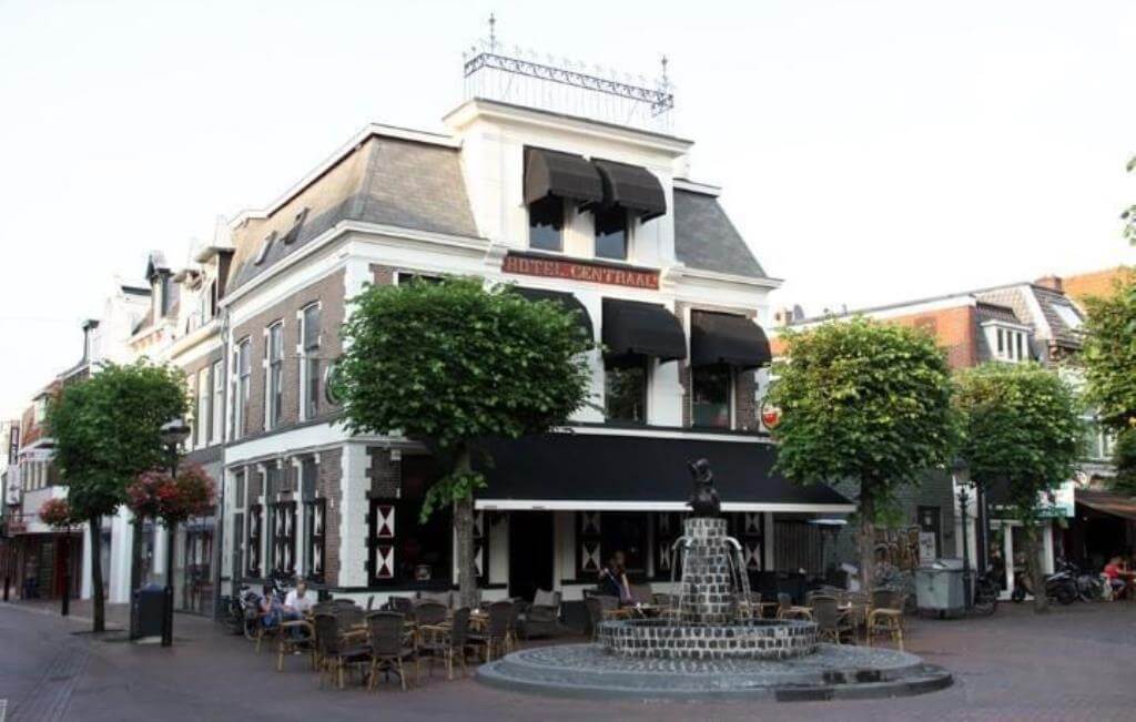 https://makelaardijjosbloemendal.nl/wp-content/uploads/2019/11/3-1.jpg